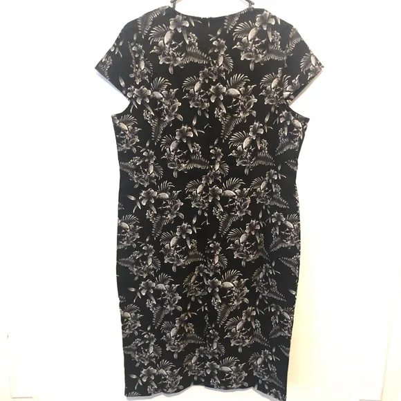 Killstar vintage style pencil dress with skulls sz 3X NWT - Picture 7 of 7